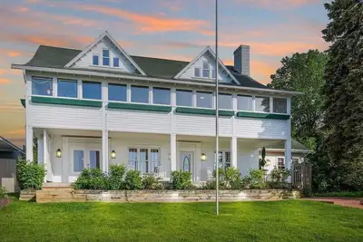 Image de Inn at Beulah Beach on Crystal Lake