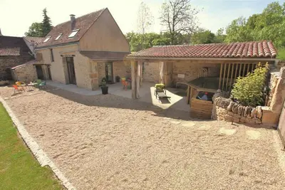 Image de Les Pierres du Quercy : 6 places et piscine chauffée