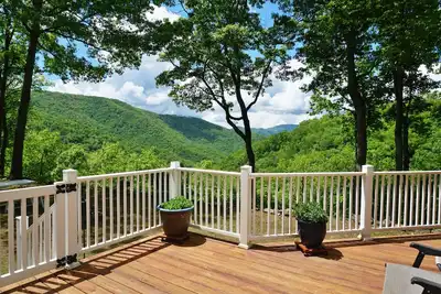 Image de Whittier Mountain Hideaway w/ Breathtaking Views
