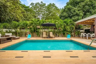 Image de Playa Potrero: Stunning modern 3 Br, 3. 5 bath home - Casa Coralis