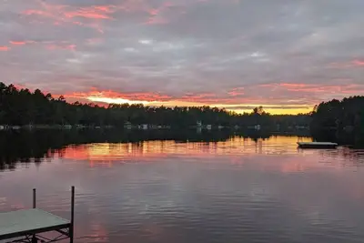Image de Crystal Tree Cottage - A Northwoods Sunset Lake House