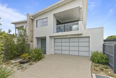 Image de Sea Breeze The \nperfect holiday home for 2 families, footsteps from the beach