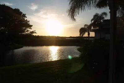 Image de Private Isle. 24 hr, gated, guarded. 1 mile from white sand beach. 8. 5 mi to Img.