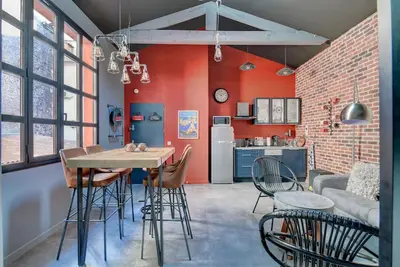 Image de Industrial loft, Forville, center of Cannes