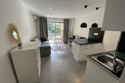 Image de Studio Cosy 100 M De La Plage De Calvi