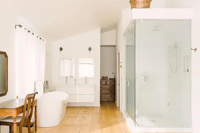 Image de Beach House in Wellington - Quick paddle to Sandbanks