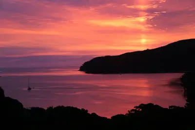 Image de Cottage, 2 Bedroom, Tryphena, Great Barrier Island. Great Location