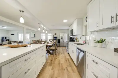 Image de Beach Retreat\/3br 2b Home