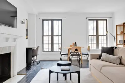Image de Stellar Midtown 2br w/ Elevator & Doorman, near shopping, by Blueground