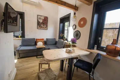 Image de Chalet Kerkzicht au coeur de Monnickendam avec terrasse