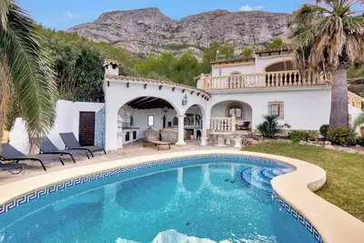 Image de Villa \"Lau Costa Blanca\", avec vue mer, piscine et Wi-Fi.