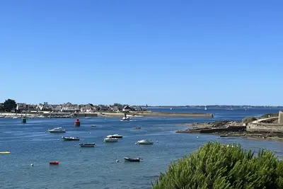 Image de Le Breizh Blue Oasis \" Relax les pieds dans l’eau”
