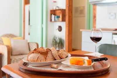 Image de Cozy Apartment in Historical Lisbon by Cozystays 3/5