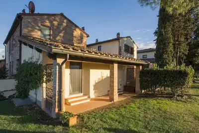 Image de Appartement bien entretenu à Castelfiorentino avec piscine partagée