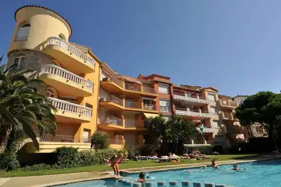 Image de Charmant appartement à Empuriabrava avec piscine