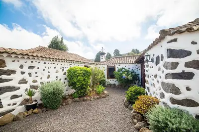Image de Maison de vacances au milieu de la forĂŞt
