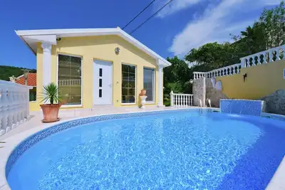 Image de Villa à Ripenda Kras avec piscine et sauna