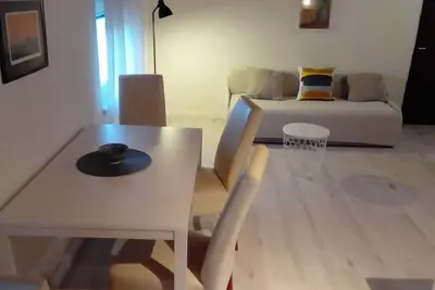 Image de Bel appartement avec balcon et vue mer