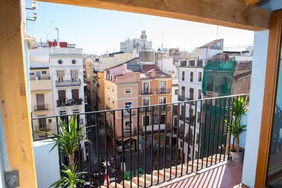 Image de Small private original building in the centre of Valencia