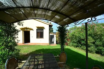Image de Maison de vacances confortable avec barbecue
