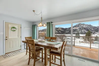 Image de Holter Lake at your fingertips