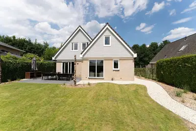 Image de Villa א Zeewolde avec sauna