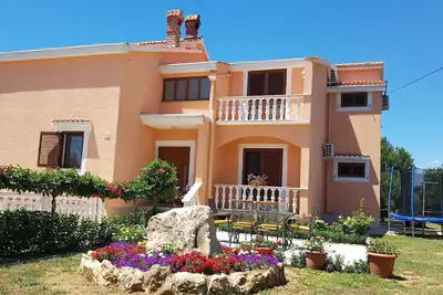 Image de Appartement spacieux à Vrsi avec jardin