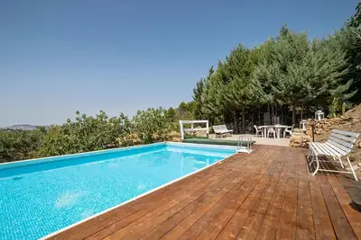 Image de Villa à Nissoria avec piscine privée