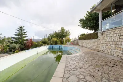 Image de Appartement accueillant à Campobasso avec cour