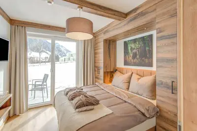 Image de Golden Lodges Rauris Resort avec local à skis