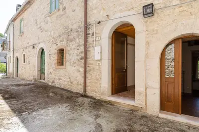 Image de Superbe maison de maître à Ripabottoni avec piscine