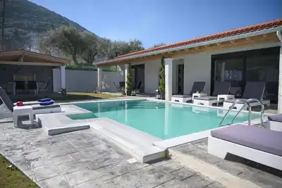 Image de Villa Luxe Piscine Jacuzzi
