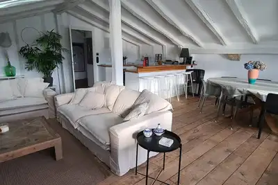 Magnifique Appartement 6 pers. 3 Ch. 2 sdb. Vue imprenable mer