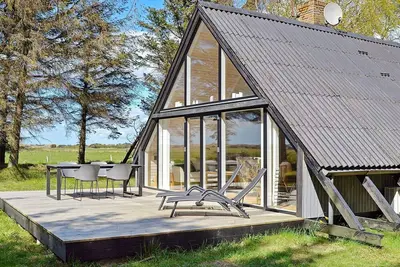 Image de Maison de vacances pour 6 a Fanø-By Traum