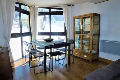 Image de Beau 3 pièces confortable avec vue sur pistes