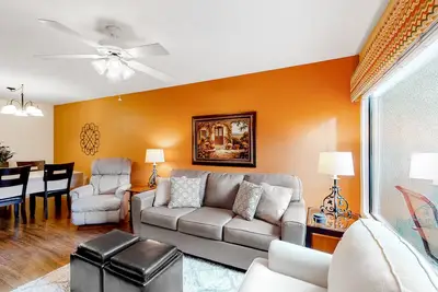 Image de Ventana Canyon gem with pool, hot tub, gym, desk, and free WiFi