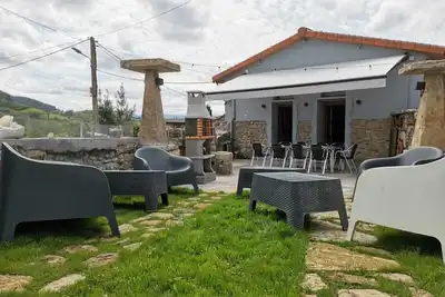Image de House with enclosed porch (ideal for pets), barbecue, ping pong table. Vv 2047 As