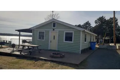 Image de Cabin #1 at Snug Harbor Cabins Lake Eufaula, Ok