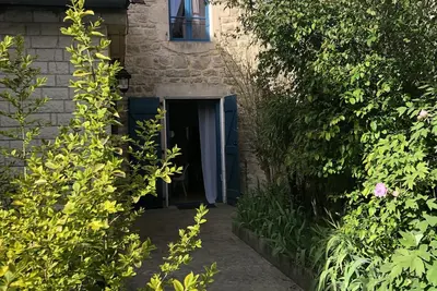 Image de Rental Cozy village house with fireplace and stove