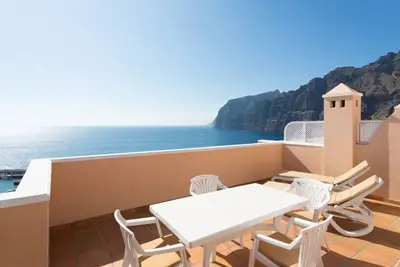 Image de 41 Elegant & Stunning Holiday Home With Panoramic Cliff & Sea Views