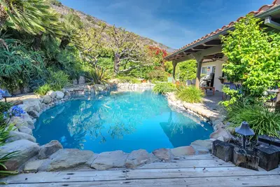 Image de 3br\/3ba Ocean View Retreat w\/ pool\/hot tub\/bbq\/parking