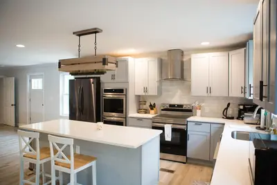 Image de Perfect for Snowmobilers, Close to Attitash, Storyland, and North Conway.