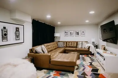 Image de Fun & Stylish Home - Perfect for Groups *Denver-Boulder* Sleeps 14