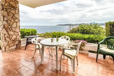 Image de Carboneres 47 Appartement en première ligne mer