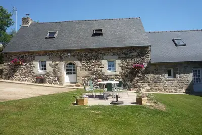 Image de Les Bruyeres Gîte de caractère dans les Monts d'Arrée