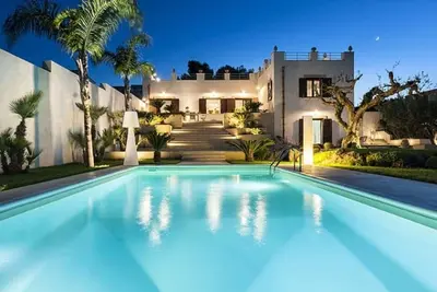 Image de Beautiful villa with pool and private wellness area at 3 km from the seaside