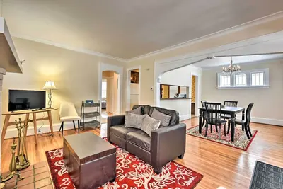 Image de Central St Paul House w\/ Sunroom & Fireplace!
