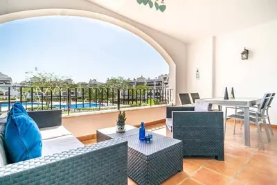 Image de A well located apartment with pool views - Co212lt