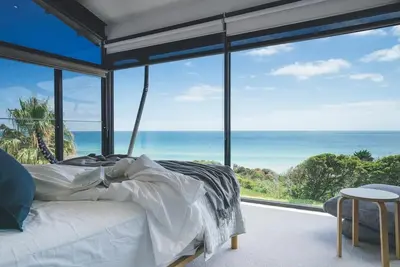 Image de Mills Beach House - modern architecture ocean view