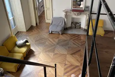 Frescoed apartment torino center